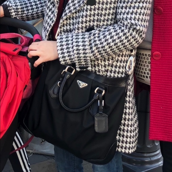 Authentic Prada Satchel Bag in Very Good Condition - Picture 2 of 14